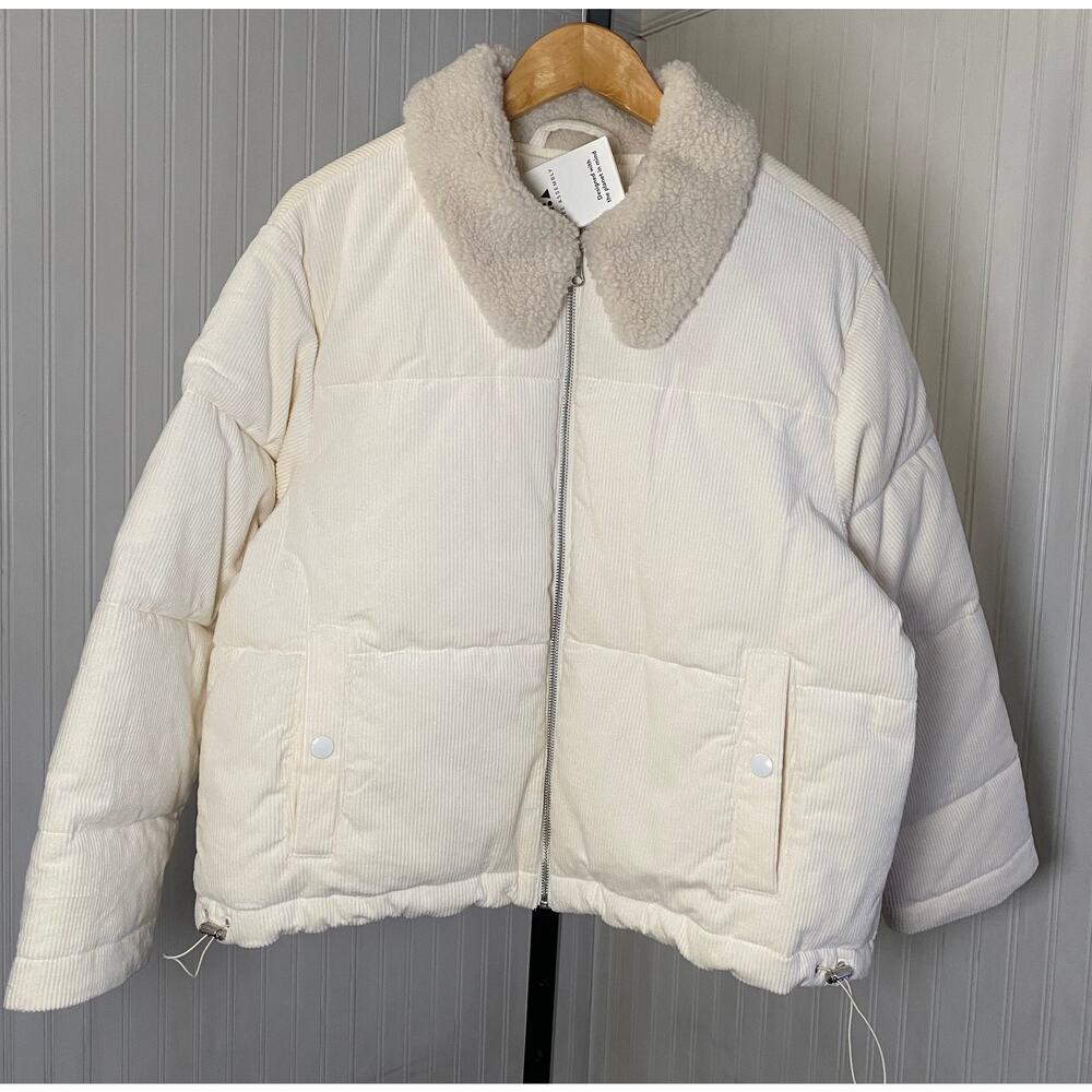 NWT‎ Corduroy Cream Puffer Minimalist Jacket with Sherpa Collar